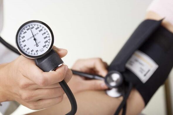 Ihmiset, joilla on korkea verenpaine, eivät saa noudattaa laiska ruokavaliota